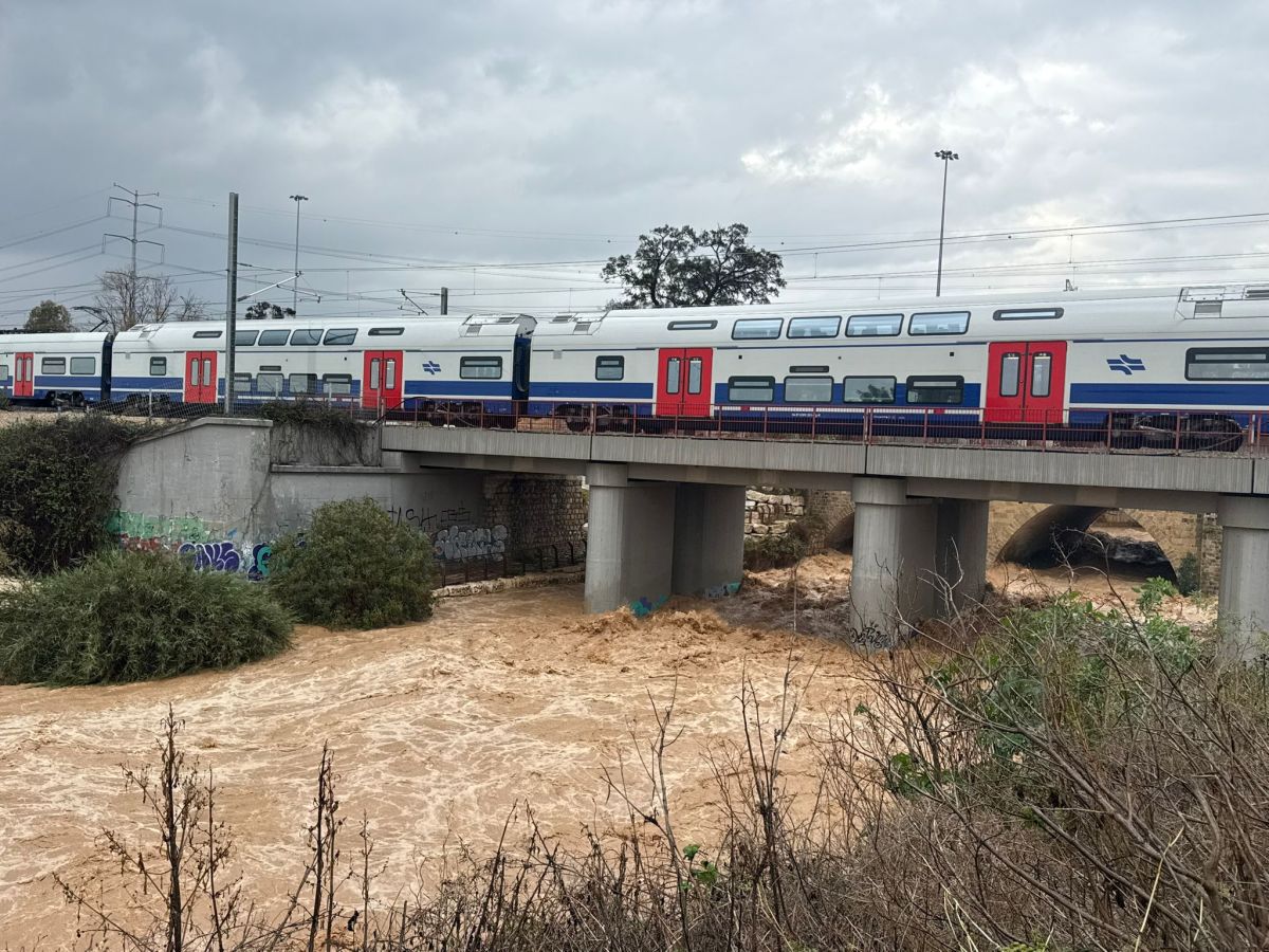 לראשונה מזה עשרות שנים: אירוע טבע נדיר שקרה בלילה של סופת ביירון לראשונה מזה עשרות שנים: אירוע טבע נדיר שקרה בלילה של סופת ביירון