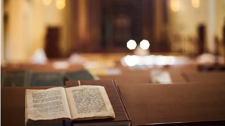 Dr Moshe Glick and the Face Act