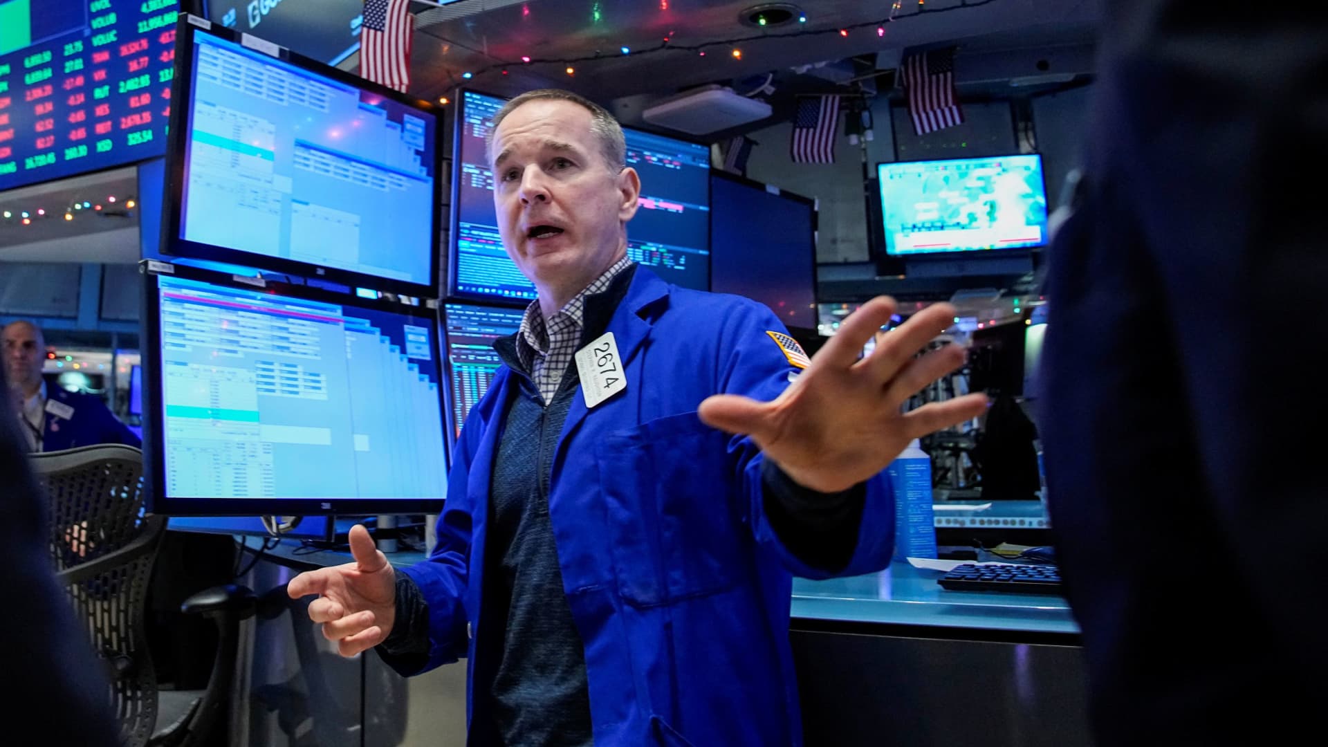 Transports are breaking out. This delivery giant in the space deserves close attention, charts show Transports are breaking out. This delivery giant in the space deserves close attention, charts show