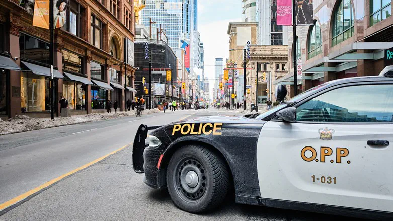 אנטישמיות בטורונטו: נהגת אובר סילקה נוסעת יהודייה