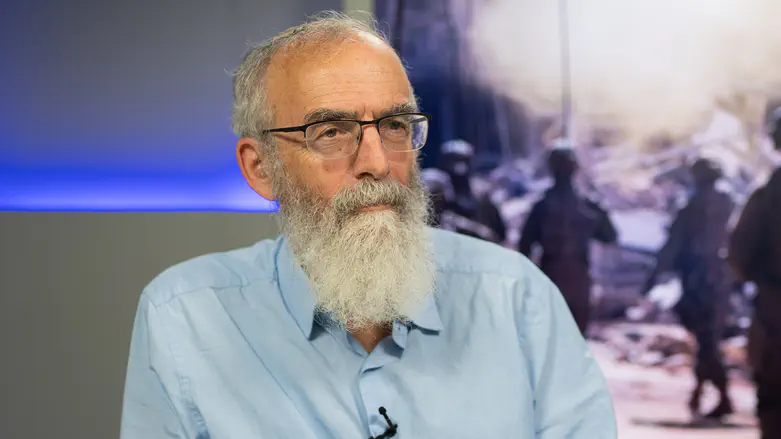 הרב דוד סתיו: חוק הגיוס? סטירת לחי לציבור הדתי לאומי הרב דוד סתיו: חוק הגיוס? סטירת לחי לציבור הדתי לאומי