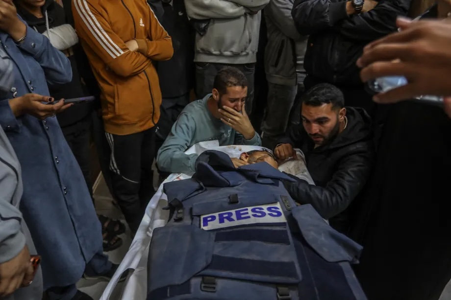Israel kills another Gazan journalist – Not a Ceasefire Day 54