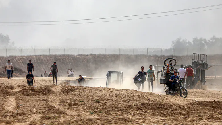 השיחות, ההתרעות והכישלון: פרטים חדשים מתחקיר ה-7 באוקטובר השיחות, ההתרעות והכישלון: פרטים חדשים מתחקיר ה-7 באוקטובר