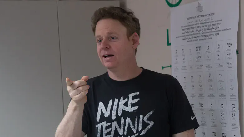 העיתונאי רן בוקר נגד ליאור שליין: “שחרר אותנו”