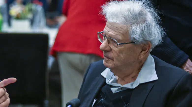 אהרון ברק: “כבר איננו אזרחים, אלא נתינים”