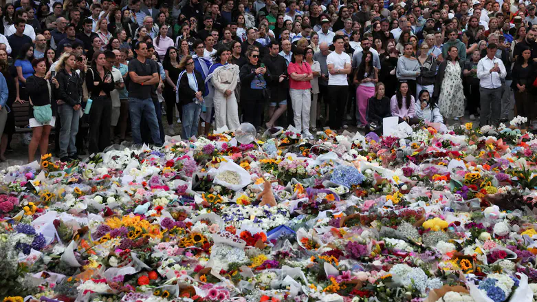 To those mourning in Australia: Hands across the ocean – from Israel’s bereaved children