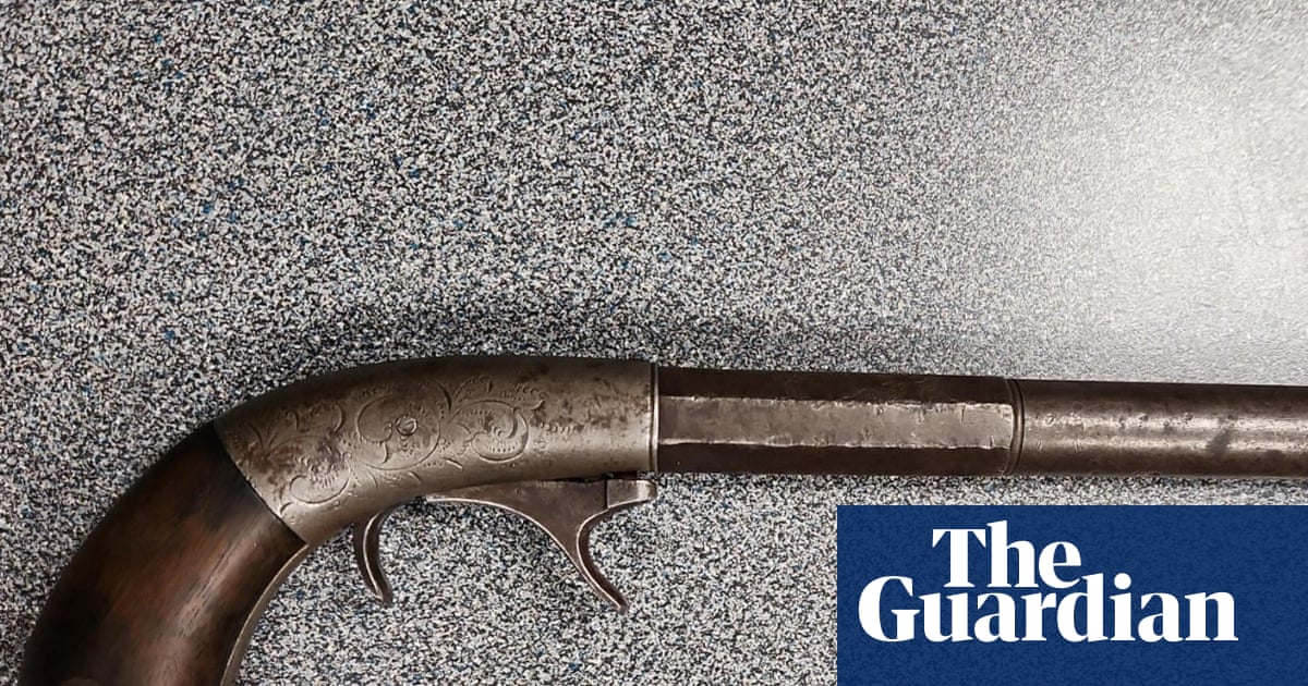 Oklahoma man allegedly holds up liquor store with ‘old timey musket’ | US crime Oklahoma man allegedly holds up liquor store with ‘old timey musket’ | US crime
