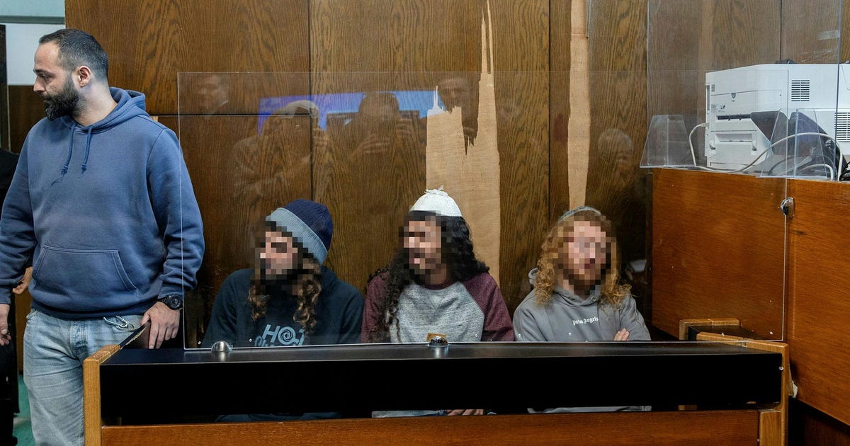 ביהמ”ש האריך בשלושה ימים את מעצר שלושת החשודים בתקיפת האישה ההרה ביפו – משפט ופלילים