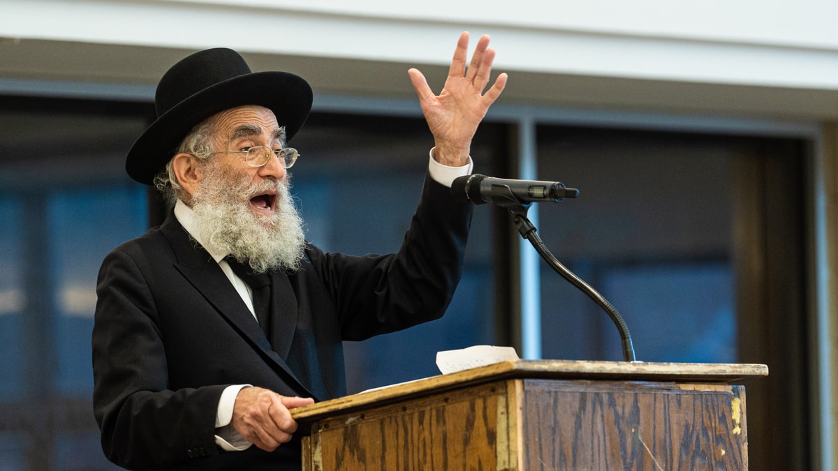 הדרמה בגבעת הישיבה: בהסכמת הצדדים, הגר”ש מרקביץ יקבל ארכה נוספת; האם..