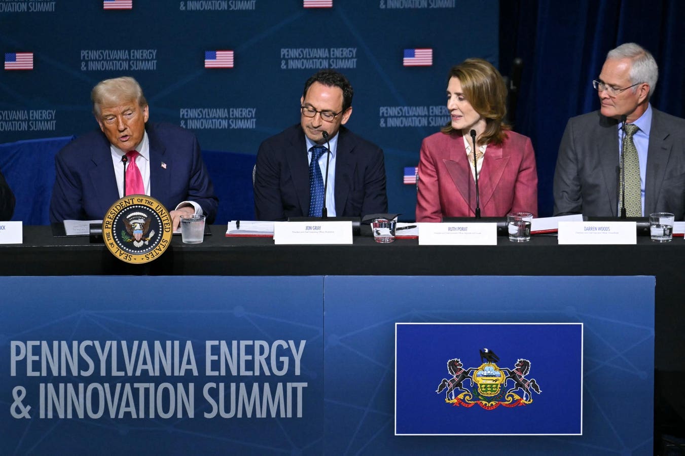 Exxon’s Low Carbon Cuts Mesh With Trump’s Energy Priorities