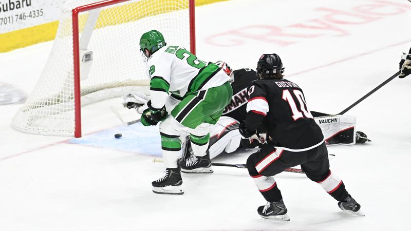 No. 4/6 North Dakota closes 2025 with 3-1 win, series sweep over Omaha No. 4/6 North Dakota closes 2025 with 3-1 win, series sweep over Omaha