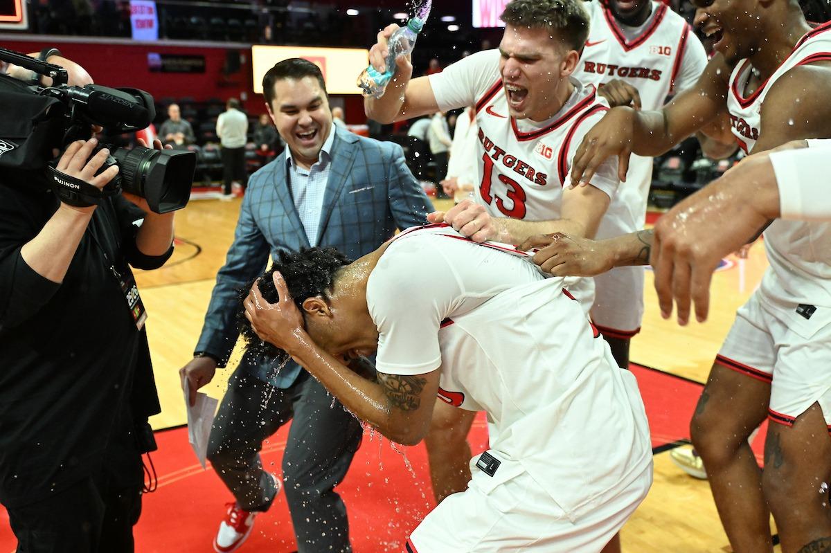 Francis’ Game-Winnings Three Lifts Rutgers Past Penn, 70–69