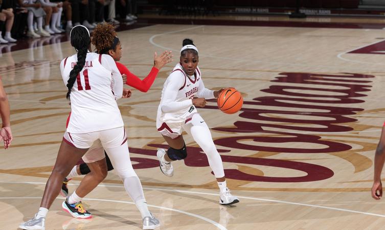 Women’s Basketball Takes Down Saint Francis 86-61