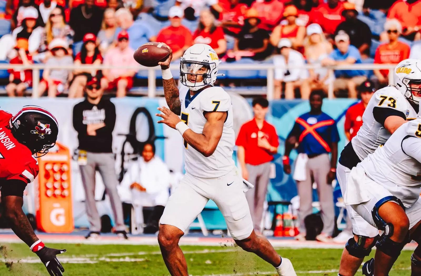 Rockets Fight Till the End at Bush’s Boca Raton Bowl of Beans