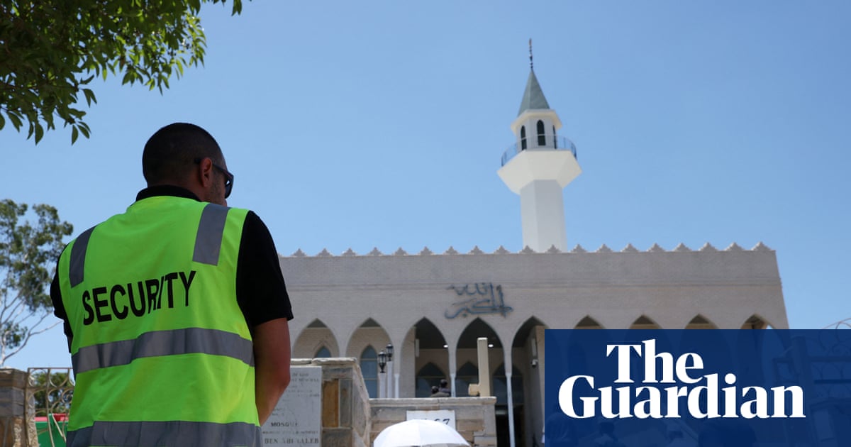 Retribution fears as Australian Muslims see surge in Islamophobic hate since Bondi terror attack | Bondi beach terror attack Retribution fears as Australian Muslims see surge in Islamophobic hate since Bondi terror attack | Bondi beach terror attack