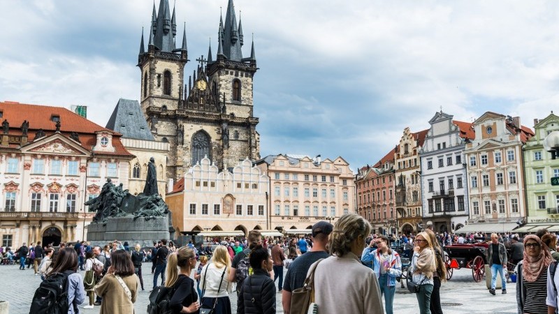 EMEA FX Talking: Consolidating after a strong 2025 performance | articles