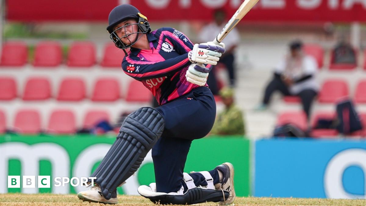 Kathryn Bryce & Pippa Sproul in Scotland squad for T20 World Cup Qualifier Kathryn Bryce & Pippa Sproul in Scotland squad for T20 World Cup Qualifier