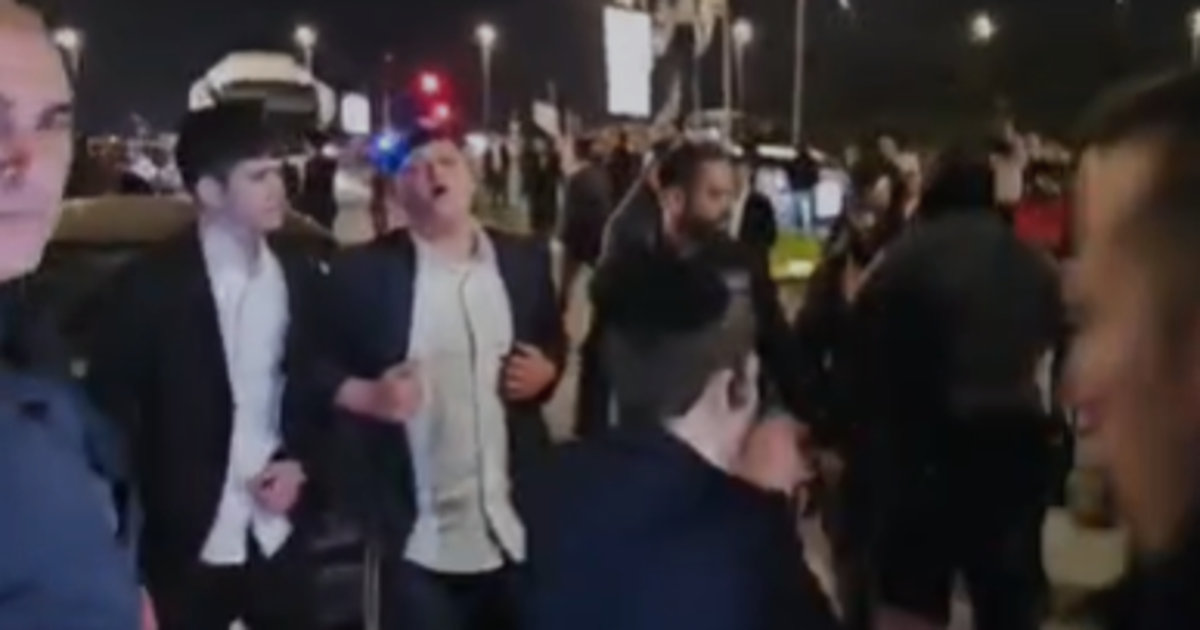 מפגינים נגד גיוס חרדים חוסמים את הכניסה לאשקלון ואת כביש 4 ליד אשדוד – משפט ופלילים