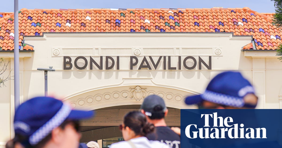 Pakistani man living in Australia describes ‘nightmare’ of wrongly being labelled as Bondi attacker | Bondi beach terror attack Pakistani man living in Australia describes ‘nightmare’ of wrongly being labelled as Bondi attacker | Bondi beach terror attack