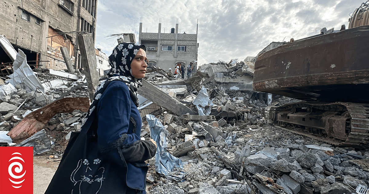 Trapped under Israeli bombardment, Gazans fear the ‘new border’