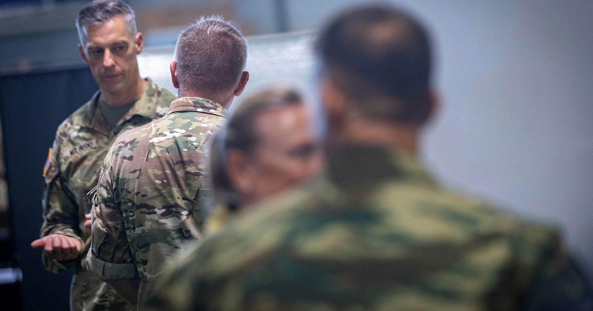 ישראל הקליטה שיחות במרכז התיאום של ארה”ב בקריית גת; מקורות לגרדיאן: מפקד הבסיס דרש שתפסיק – מדיני ביטחוני