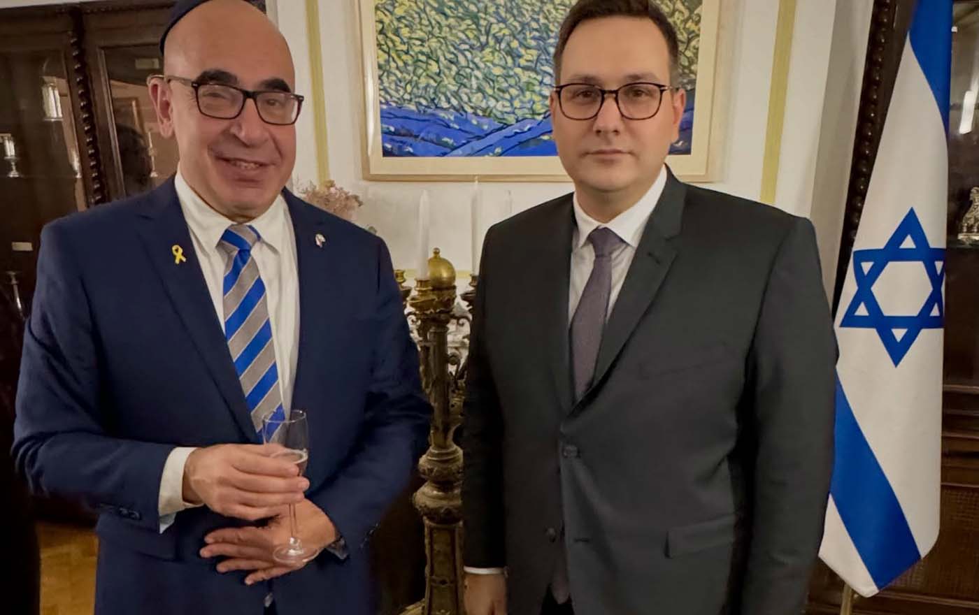 Bridging Fronts: Why Czechia stands with Israel and Israel should stand with Ukraine – UJE