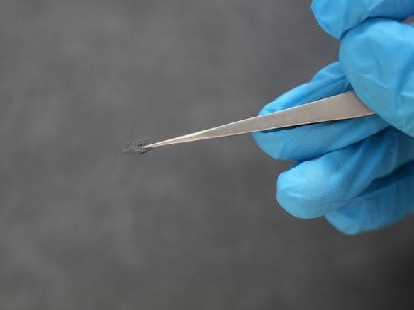 High-energy-density barocaloric material could enable smaller, lighter solid-state cooling devices