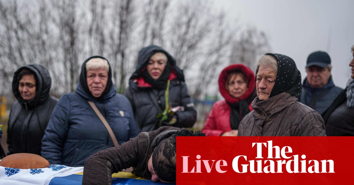 Macron reportedly warned European leaders ‘there is a chance that the US will betray Ukraine’ – Europe live | Ukraine