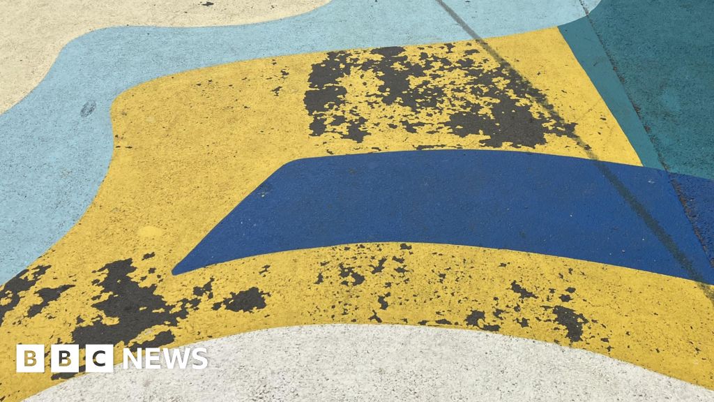 Headlines: 'Damaged mural' and 'cost of flour closes bakery' – BBC