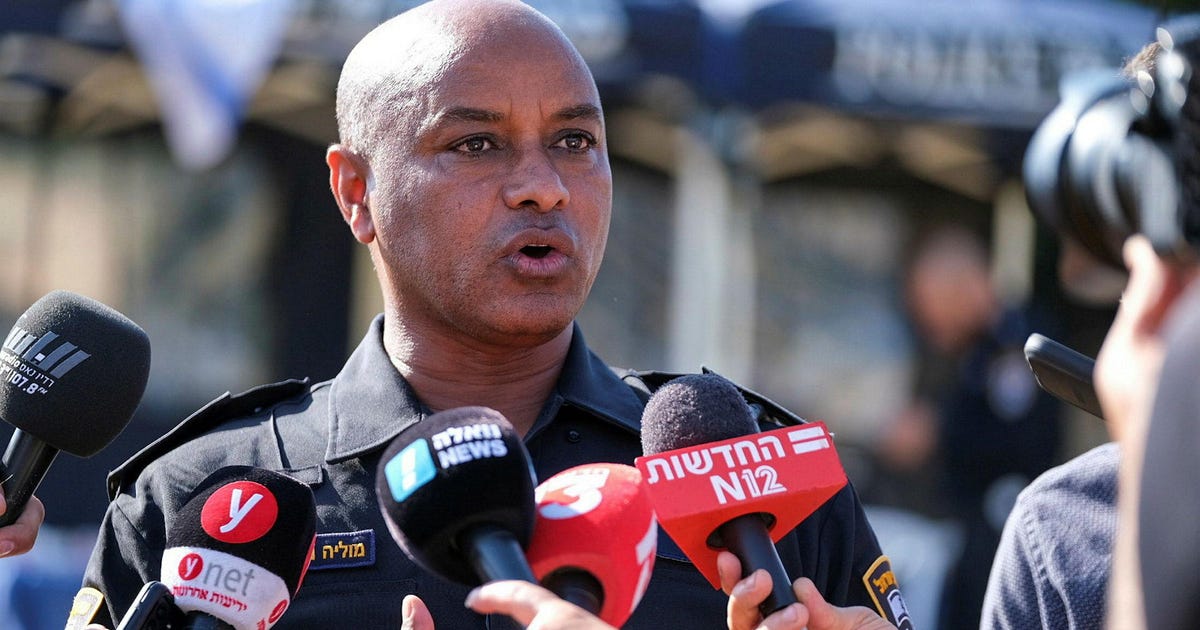 סגן מפקד מרחב עמקים במשטרה נחקר בפרשת השחיתות בעיריית נצרת – משפט ופלילים סגן מפקד מרחב עמקים במשטרה נחקר בפרשת השחיתות בעיריית נצרת – משפט ופלילים