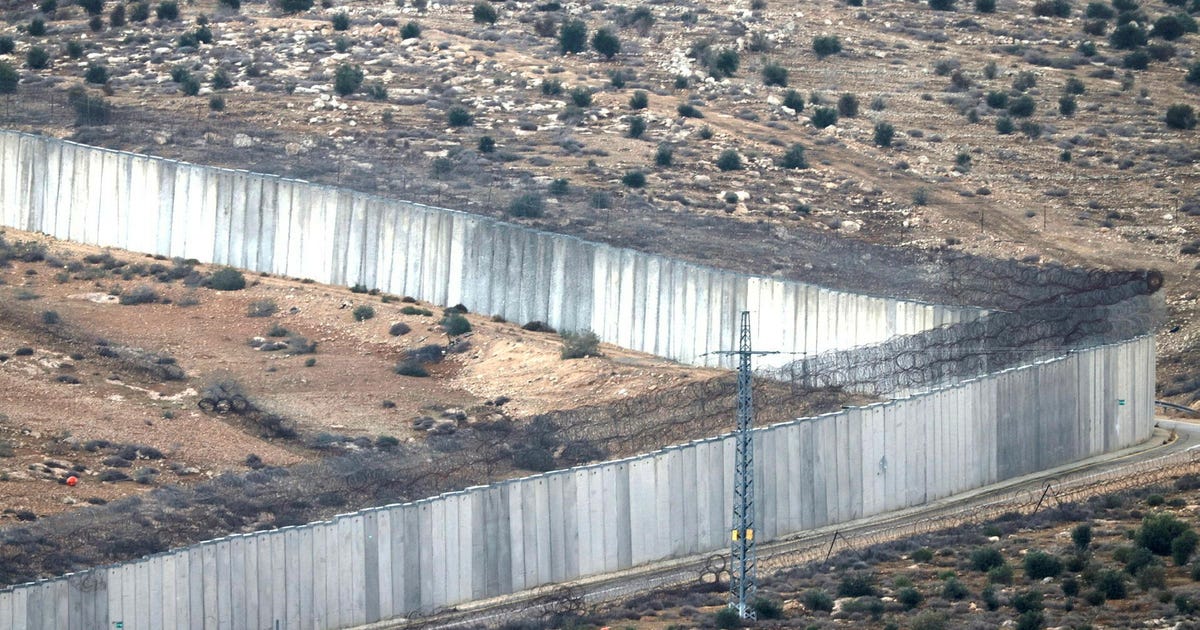 דו”ח המבקר: המשטרה אינה מצליחה למנוע חדירת פלסטינים לירושלים, זה סיכון ביטחוני – מדיני ביטחוני