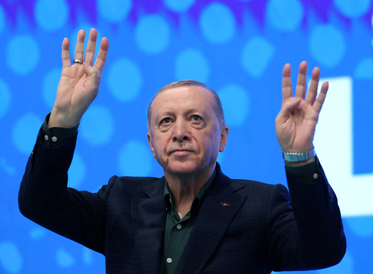 ארדואן משנה את האסטרטגיה התקשורתית של מפלגתו בטורקיה