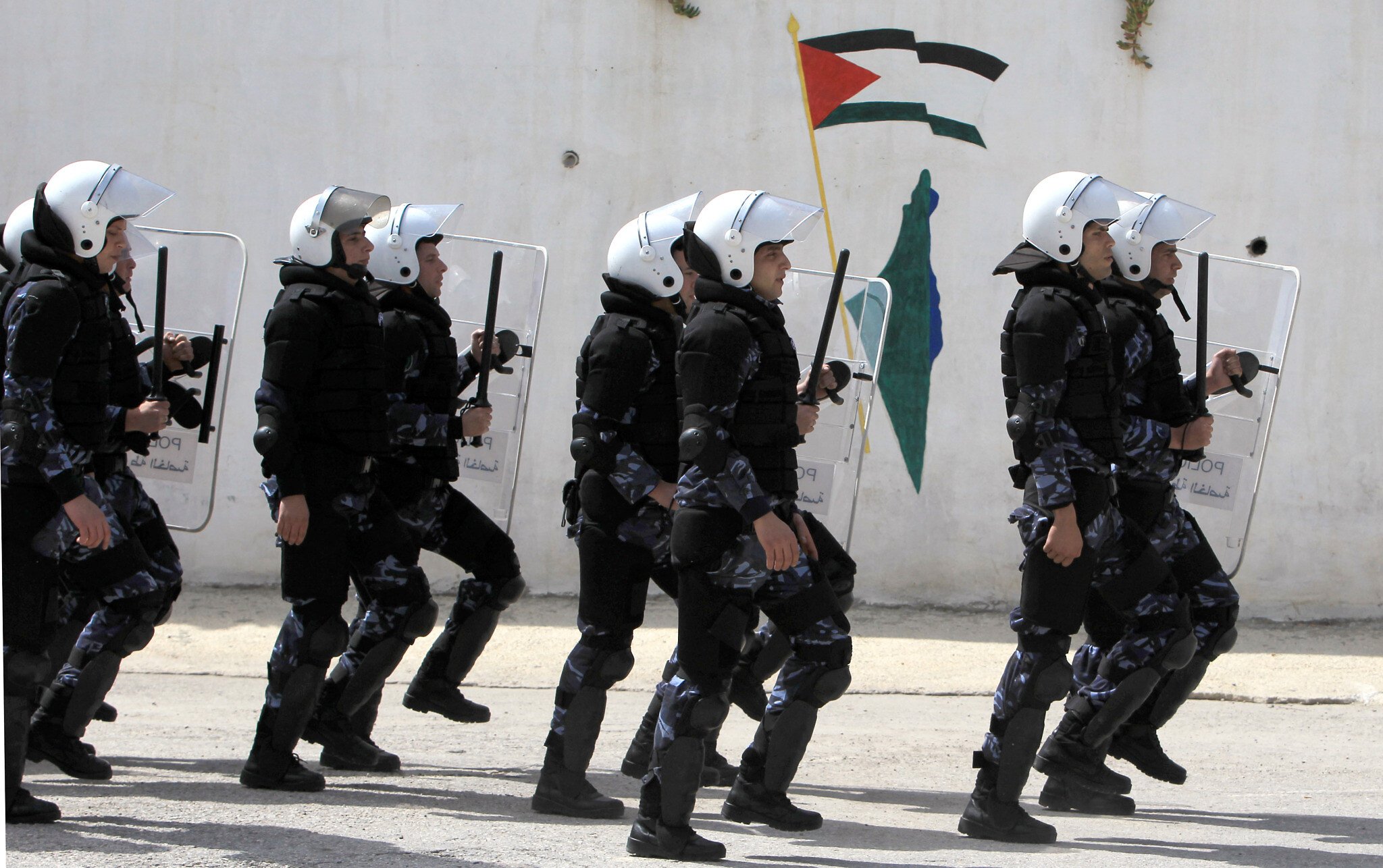Egypt and EU stepping up preparations to dispatch Palestinian police force in Gaza Egypt and EU stepping up preparations to dispatch Palestinian police force in Gaza