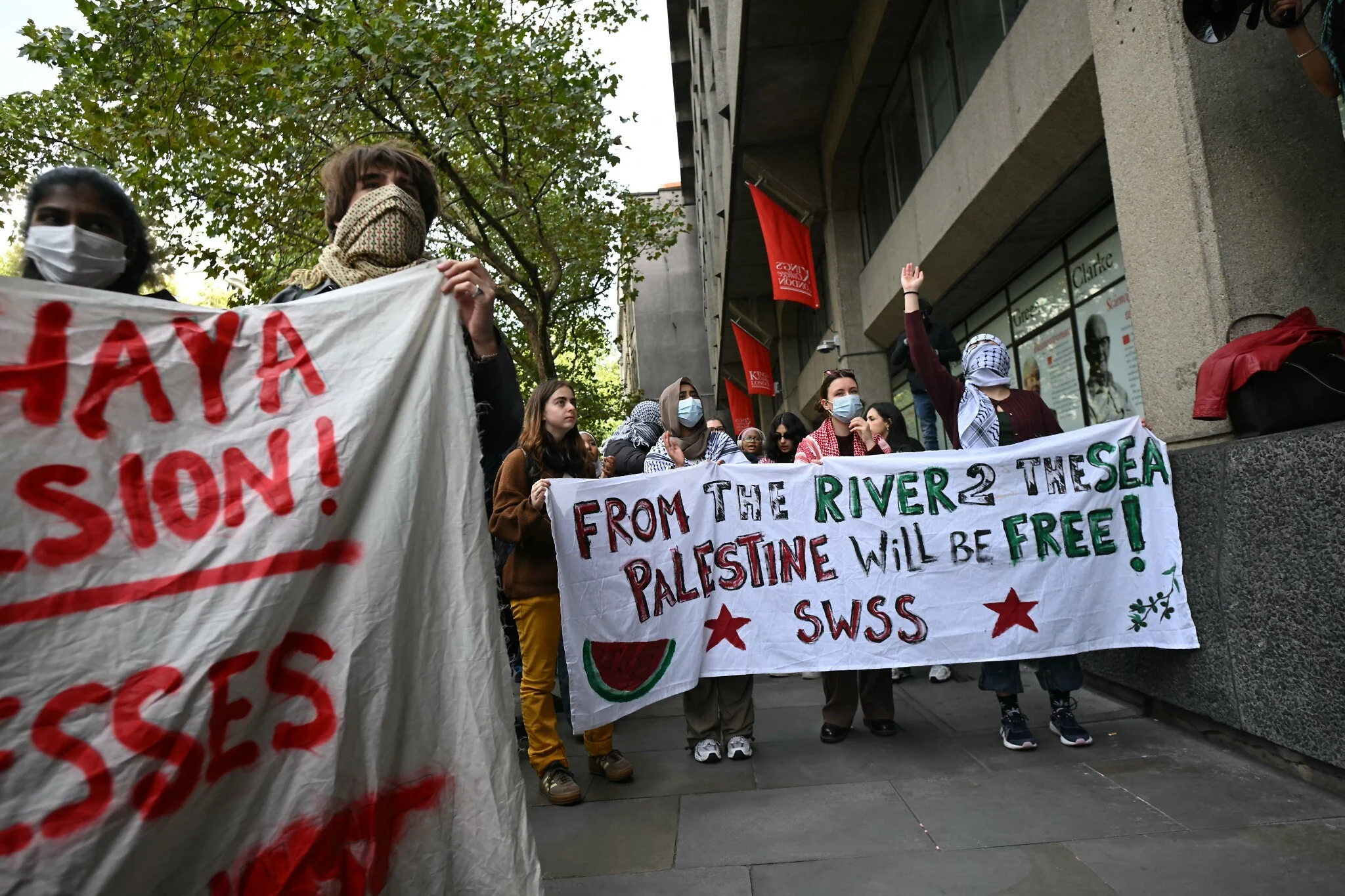 British conservatives demand deportation of antisemitic foreign students