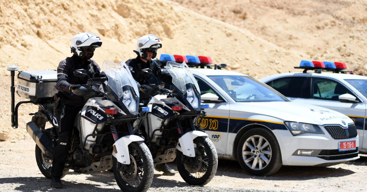 פשיטה דרמתית על קברו של המחבל עז א-דין אל-קסאם