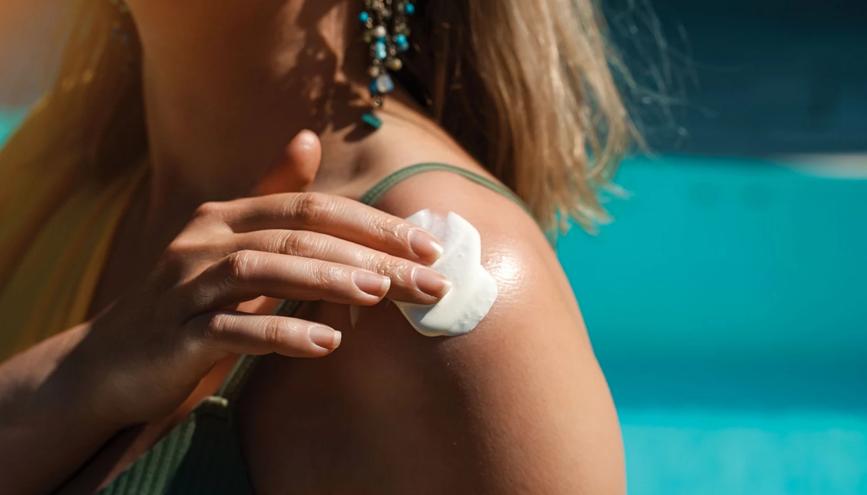 FDA proposes first new sunscreen molecule since 1996 FDA proposes first new sunscreen molecule since 1996