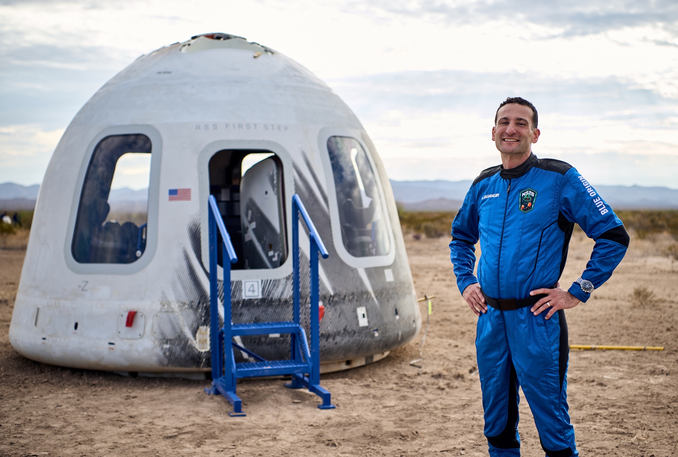 Alumnus Credits College of Medicine with Supporting Pursuit of Passions for Medicine and Space