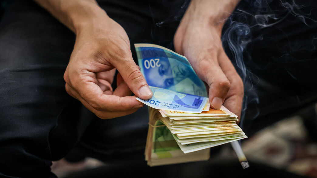 הסכום העצום שנעלם מחסכונות הפנסיה שלנו – והמחיר הסכום העצום שנעלם מחסכונות הפנסיה שלנו – והמחיר