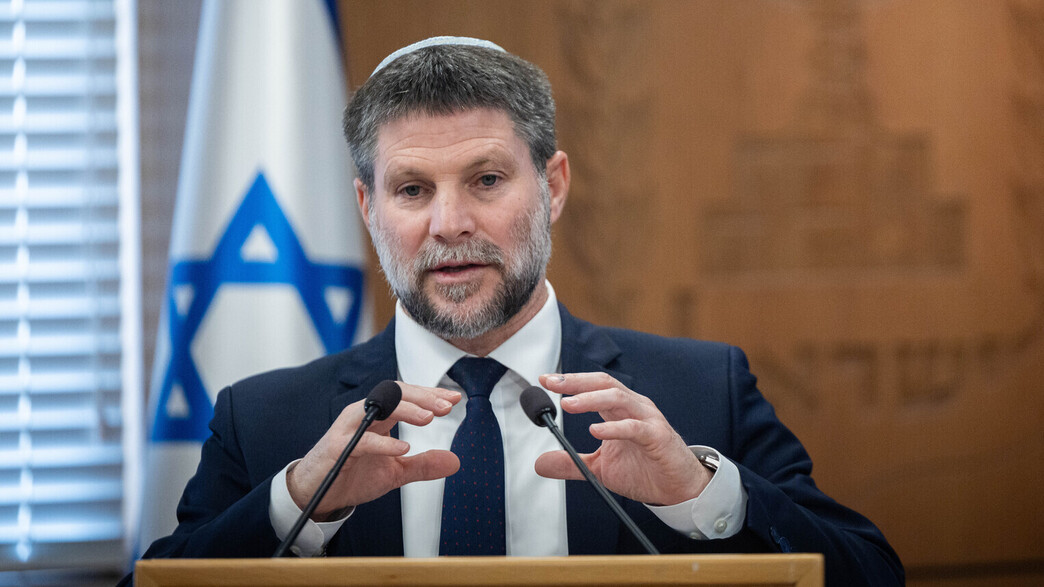 המתקפה הבוטה של סמוטריץ’: “מגלומן אלים, נדרוס אותו” המתקפה הבוטה של סמוטריץ’: “מגלומן אלים, נדרוס אותו”