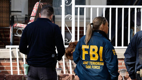 US arrests four suspected extremists in Southern California New Year’s Eve bombing pl