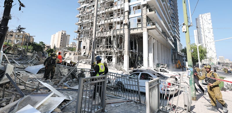 State pays Da Vinci penthouse residents NIS 70,000 monthly State pays Da Vinci penthouse residents NIS 70,000 monthly