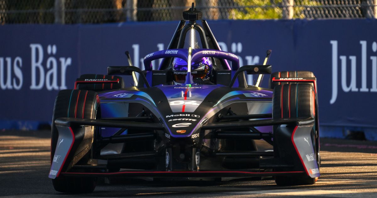 Pascal Wehrlein tops the times in São Paulo