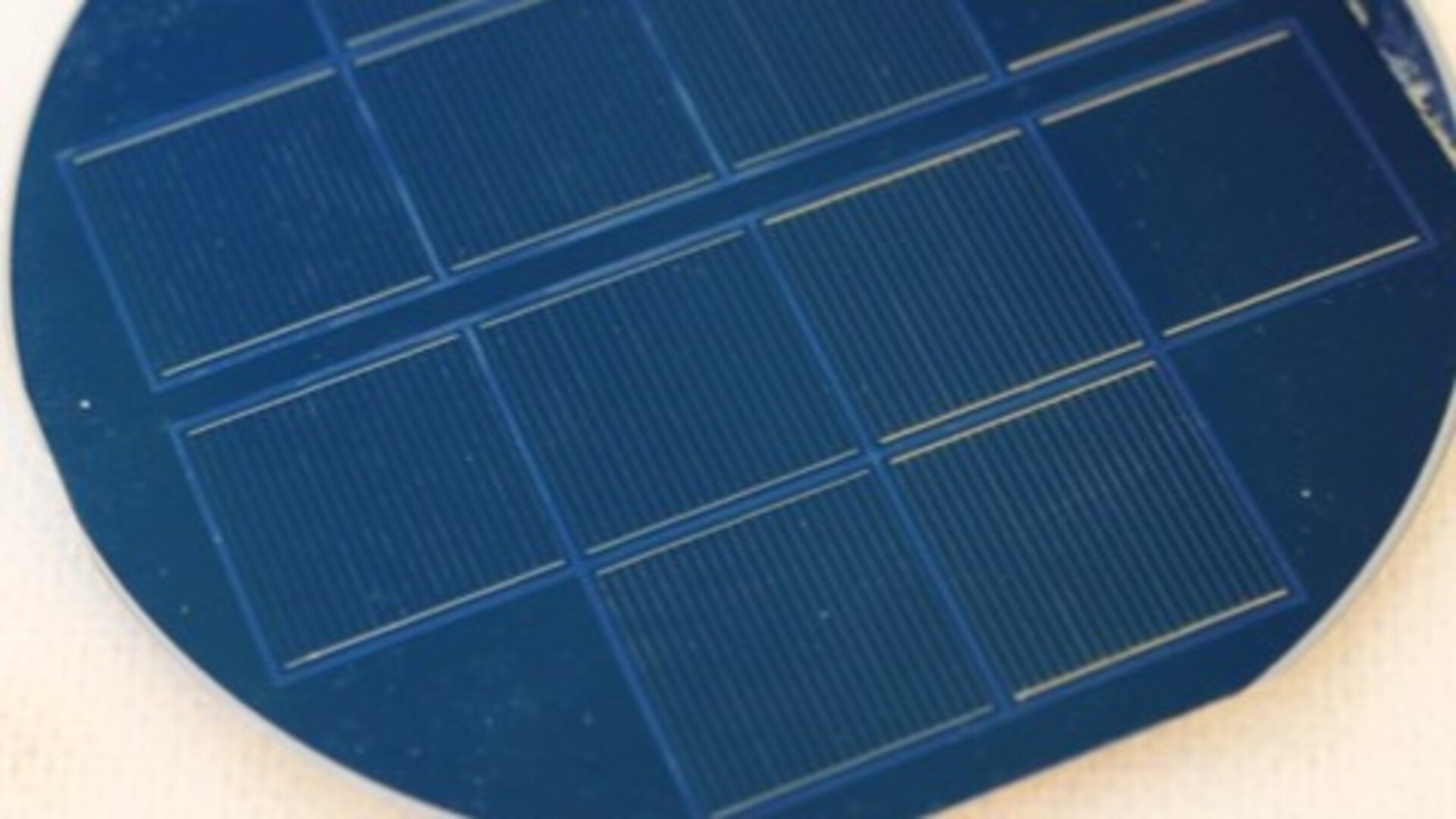 Alternative microfabrication processes for resource-efficient and sustainable thin-film space solar cells