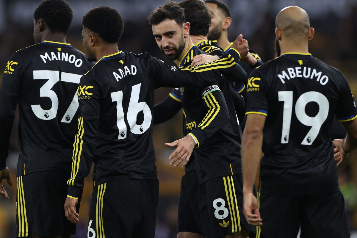 Manchester United’s Bruno Fernandes shines in statement win over Wolves