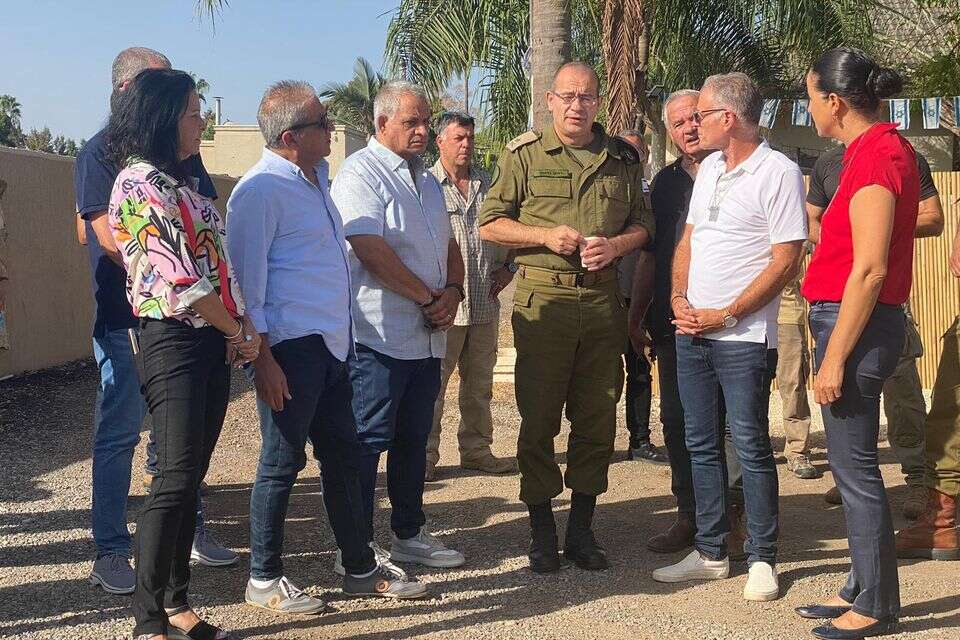 מפציעה קשה לראשות המוסד: סיפור החילוץ של רומן גופמן ב-7 באוקטובר מפציעה קשה לראשות המוסד: סיפור החילוץ של רומן גופמן ב-7 באוקטובר