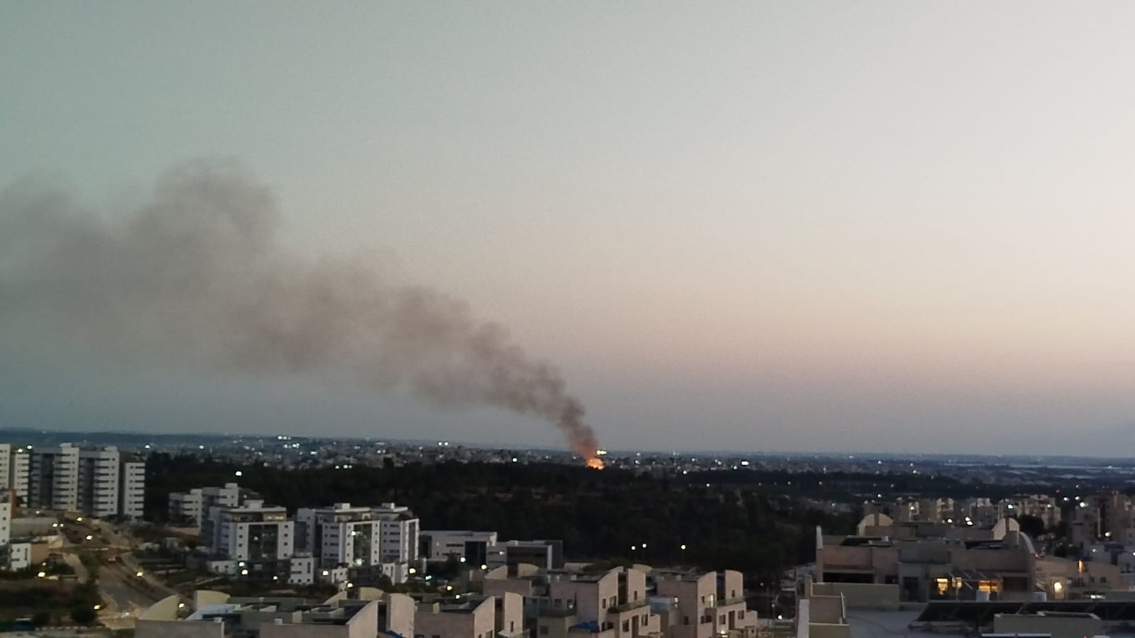 ‘Stay indoors’: Health Ministry tells central town to shelter due to toxic waste fires