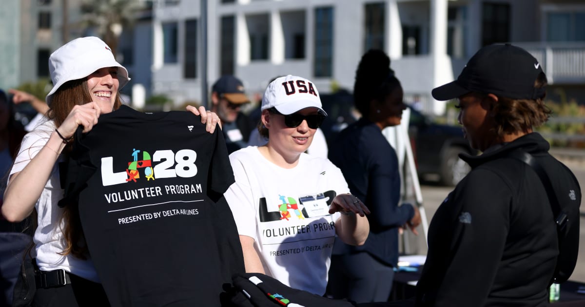 LA28 launches multi-year volunteer programme with Venice Beach clean-up LA28 launches multi-year volunteer programme with Venice Beach clean-up