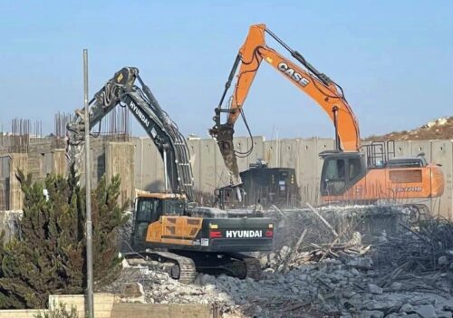 Israeli Authorities Issue Demolition Orders In Occupied Jerusalem | Israeli Authorities Issue Demolition Orders In Occupied Jerusalem |