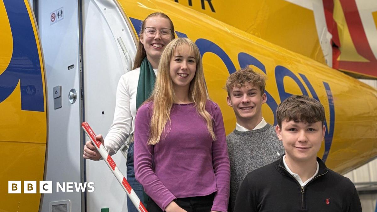 Guernsey’s Aurigny airline welcomes six cadets to pilot scheme