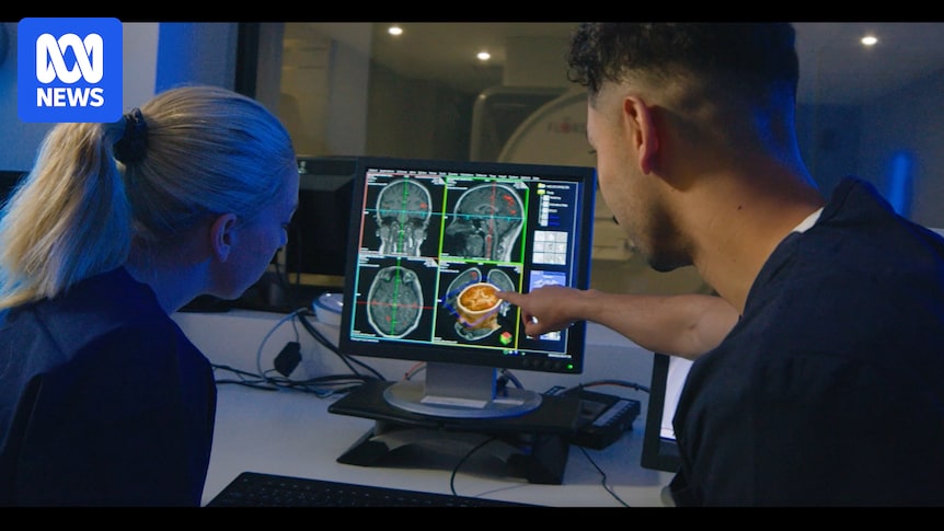 Brain research centre The Florey sues executive, allegeing he stole and erased files Brain research centre The Florey sues executive, allegeing he stole and erased files